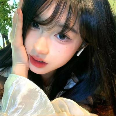 白桦林中的哨所